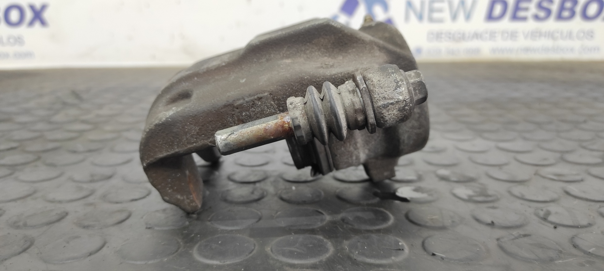 PINZA DE FRENO TRASERA DERECHA MERCEDES-BENZ CLASE A (W168) - vista 2