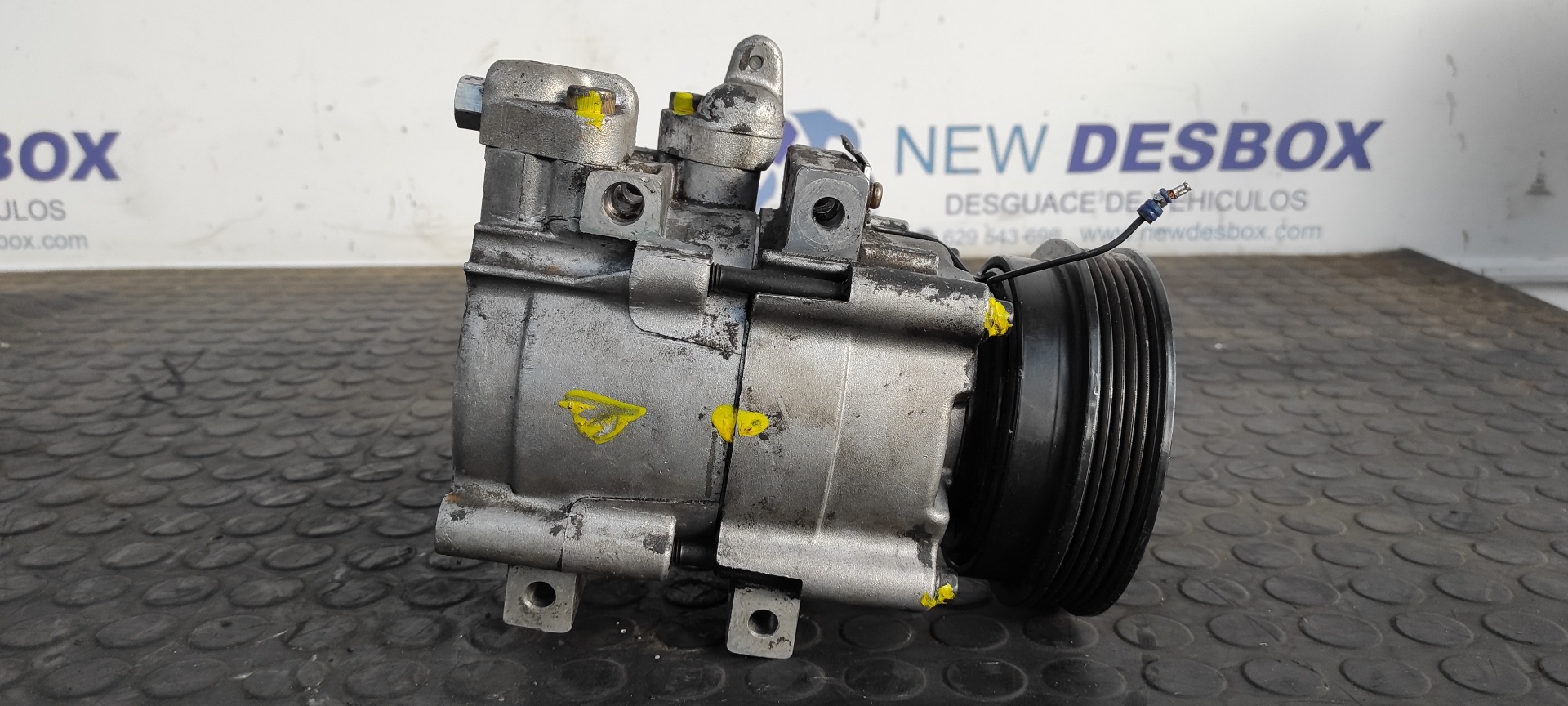 COMPRESOR AIRE ACONDICIONADO HYUNDAI TRAJET (FO) - vista 3