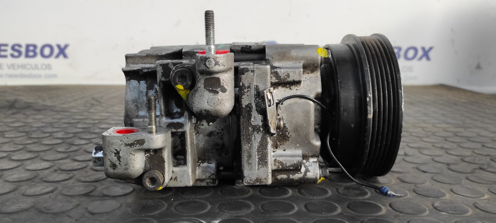 COMPRESOR AIRE ACONDICIONADO HYUNDAI TRAJET (FO) - vista 7