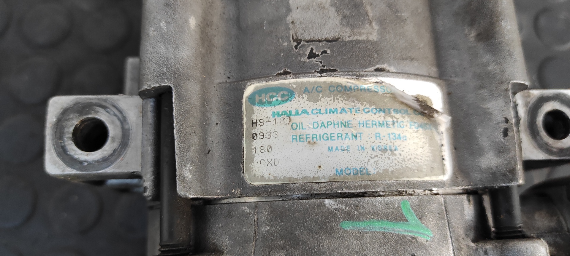 COMPRESOR AIRE ACONDICIONADO HYUNDAI TRAJET (FO) - vista 6