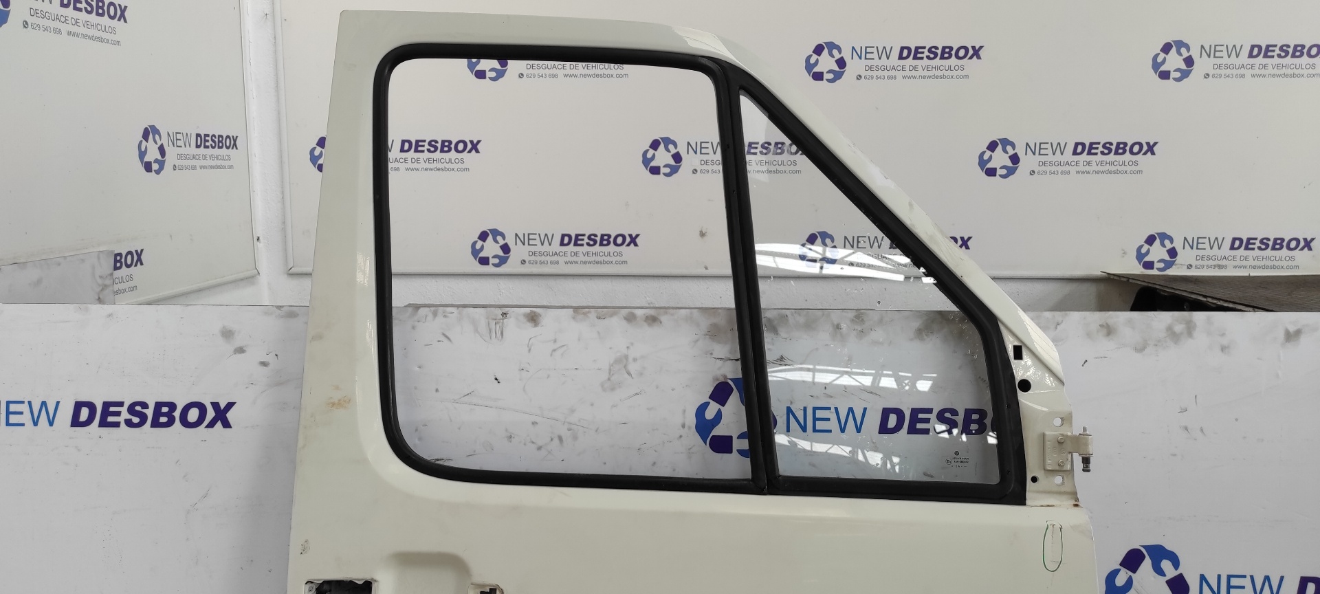 PUERTA DELANTERA DERECHA VOLKSWAGEN LT CAJA ABIERTA (MOD. 1997) - vista 3