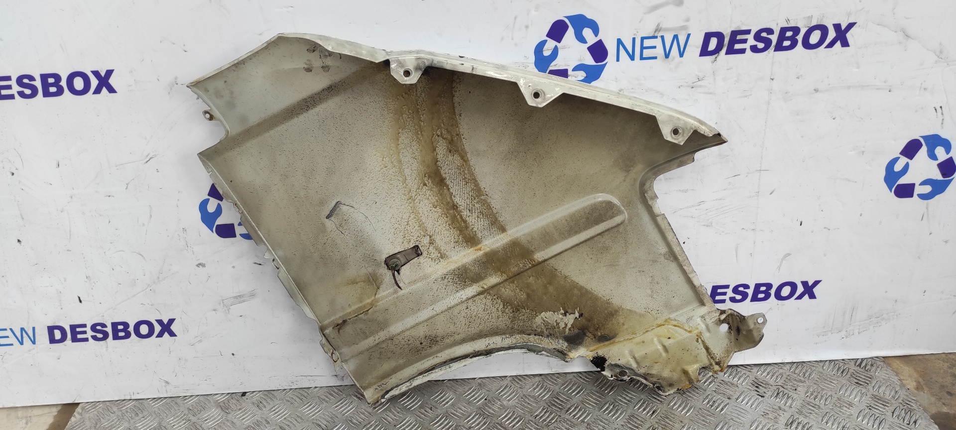 ALETA DELANTERA IZQUIERDA VOLKSWAGEN LT CAJA ABIERTA (MOD. 1997) - vista 2