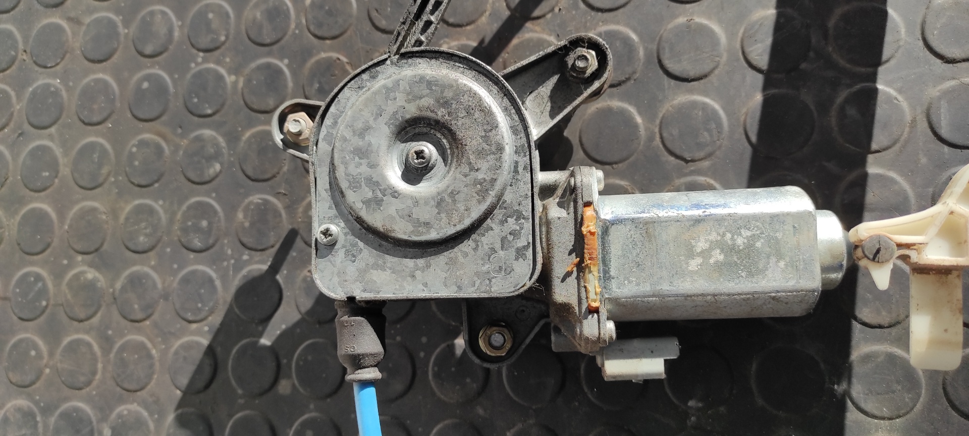 ELEVALUNAS TRASERO DERECHO PEUGEOT 406 BERLINA (S1/S2) - vista 3