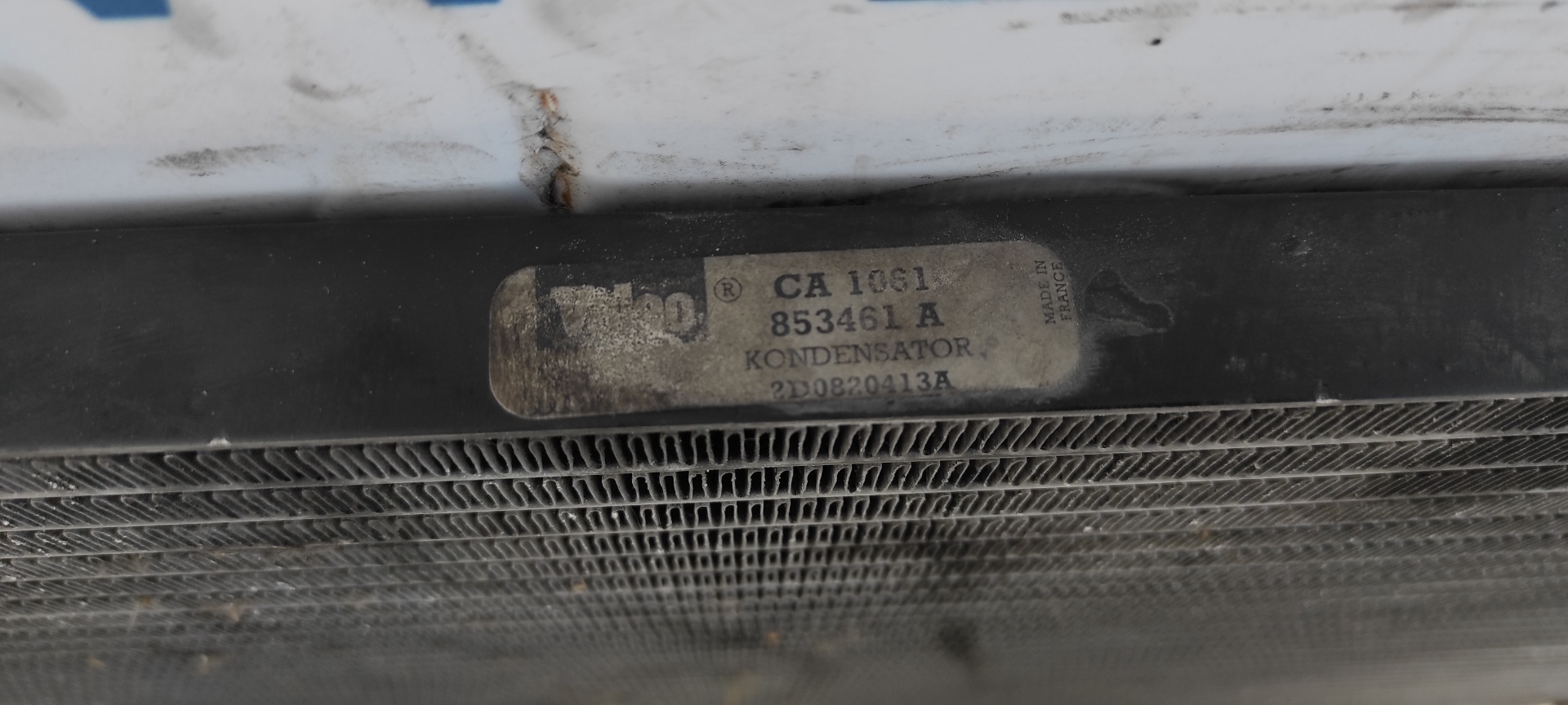 CONDENSADOR / RADIADOR  AIRE ACONDICIONADO VOLKSWAGEN LT CAJA ABIERTA (MOD. 1997) - vista 2