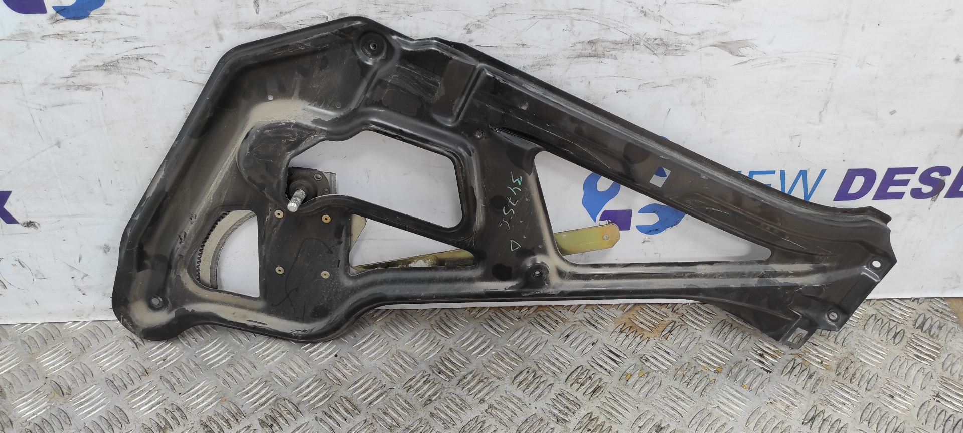 ELEVALUNAS DELANTERO DERECHO VOLKSWAGEN LT CAJA ABIERTA (MOD. 1997) - vista 2