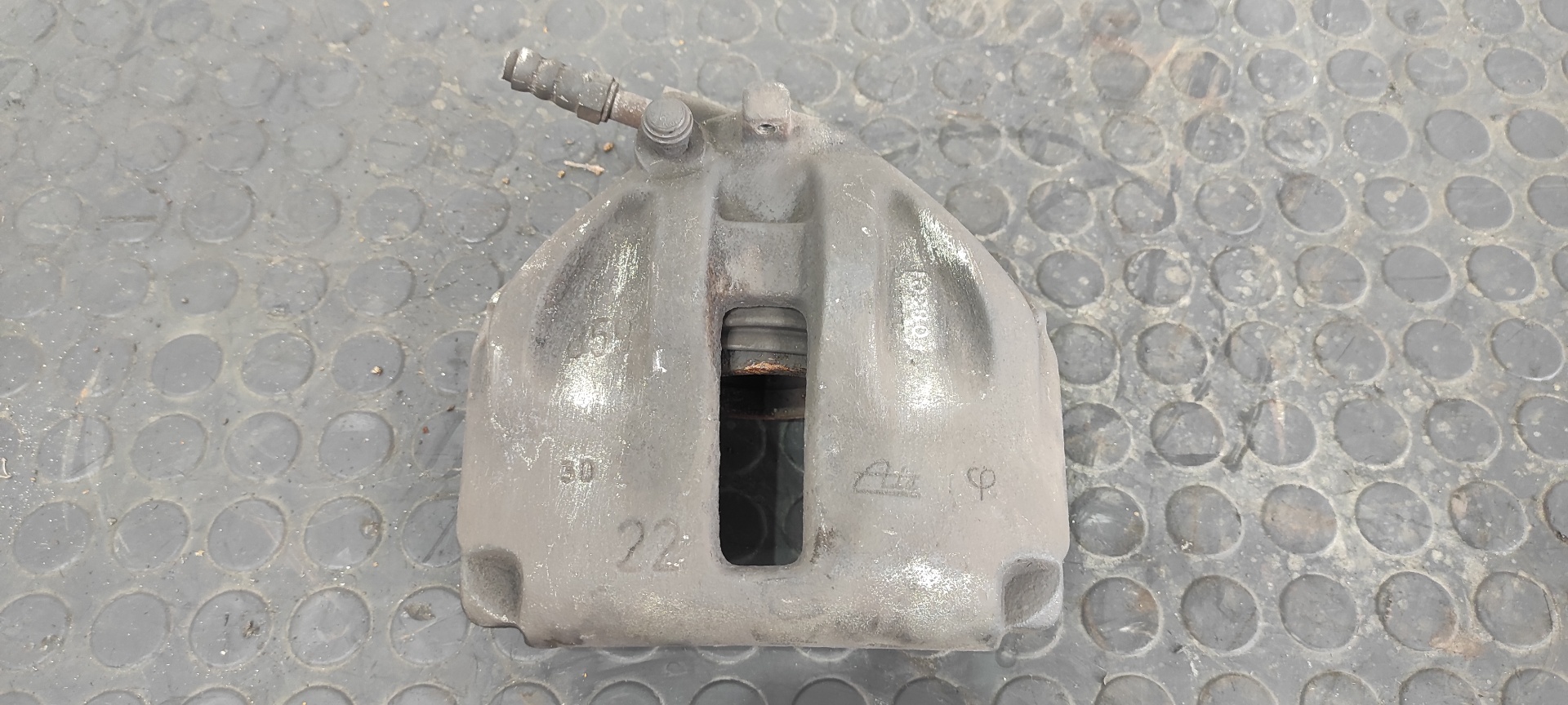 PINZA DE FRENO DELANTERA IZQUIERDA VOLKSWAGEN LT CAJA ABIERTA (MOD. 1997)