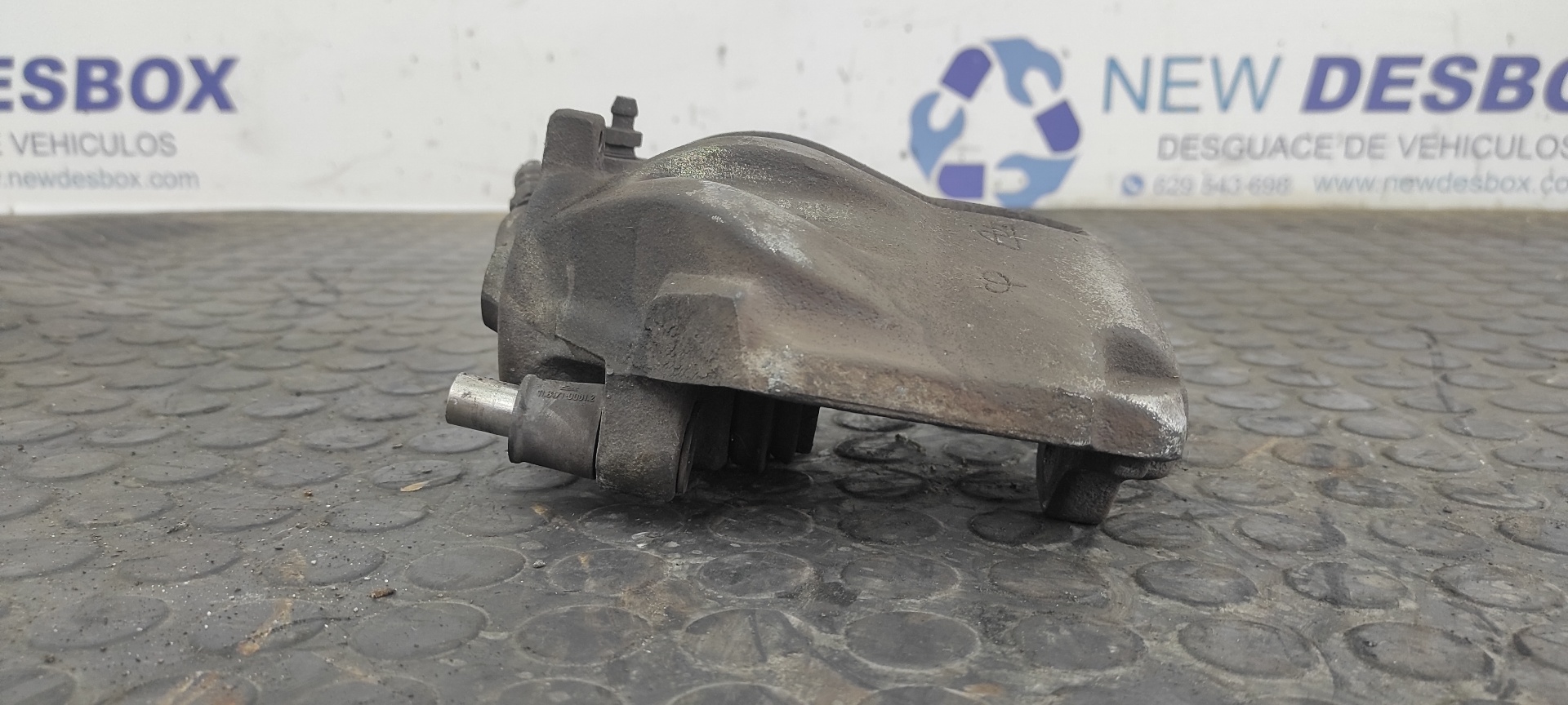 PINZA DE FRENO DELANTERA DERECHA VOLKSWAGEN LT CAJA ABIERTA (MOD. 1997) - vista 3