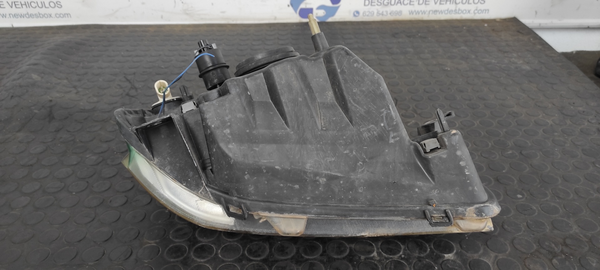 FARO IZQUIERDO DACIA LOGAN - vista 2