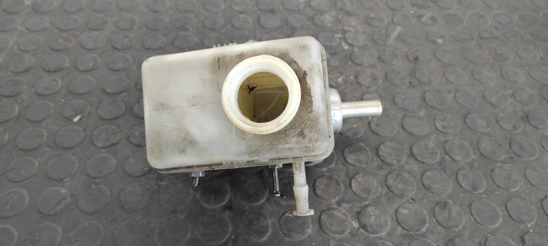 BOMBA FRENO DACIA LOGAN - vista 8