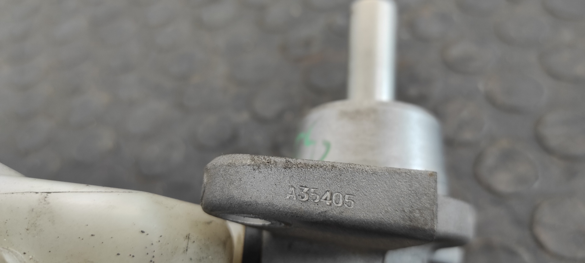 BOMBA FRENO DACIA LOGAN - vista 4