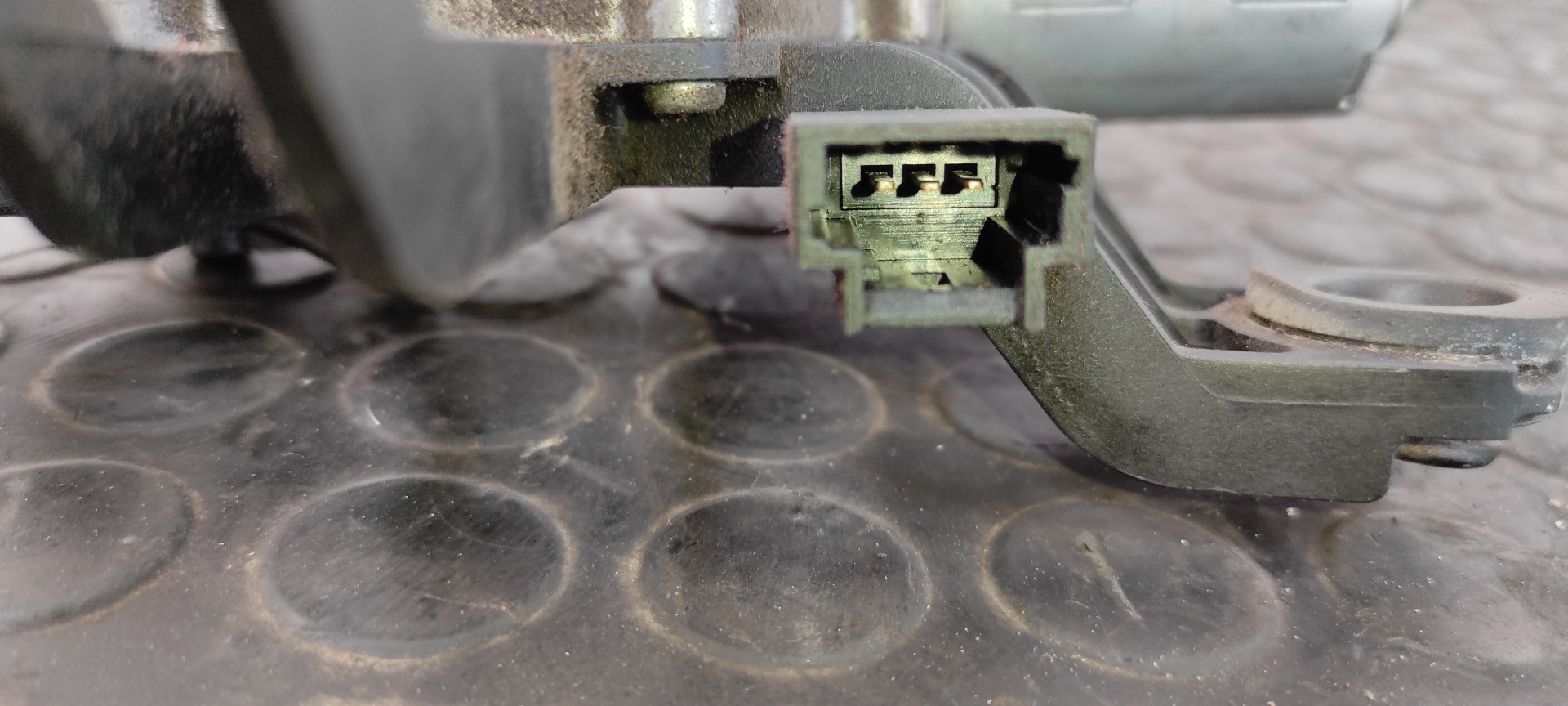 MOTOR LIMPIA TRASERO CITROEN BERLINGO - vista 2