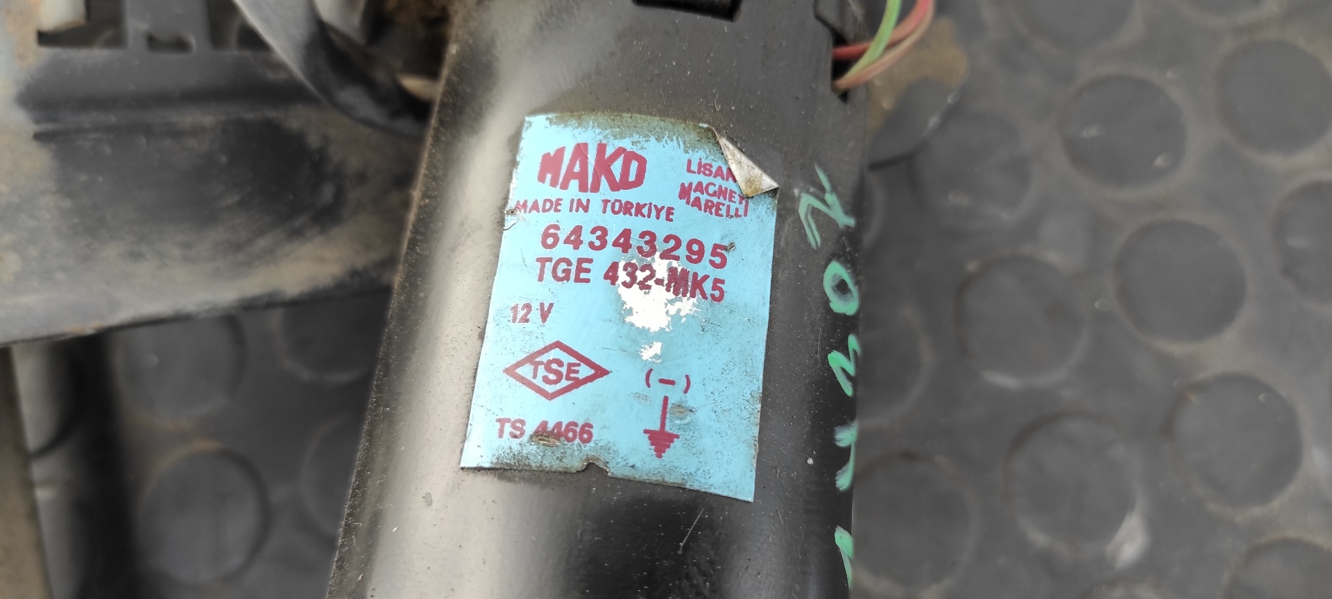 MOTOR LIMPIA DELANTERO DACIA LOGAN - vista 3