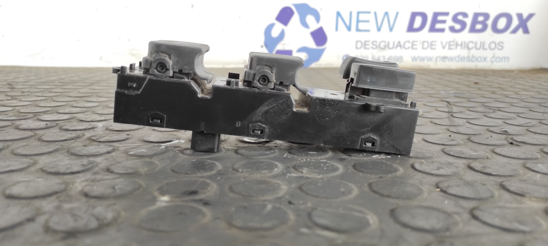 MANDO ELEVALUNAS DELANTERO IZQUIERDO KIA SOUL - vista 4