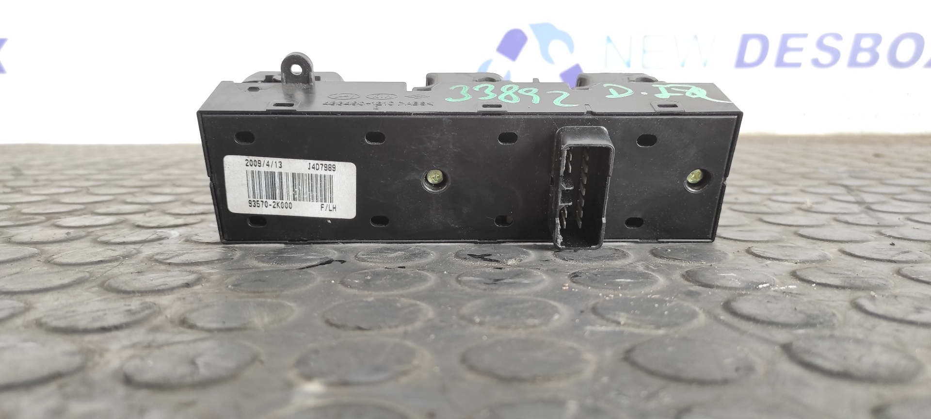 MANDO ELEVALUNAS DELANTERO IZQUIERDO KIA SOUL - vista 3