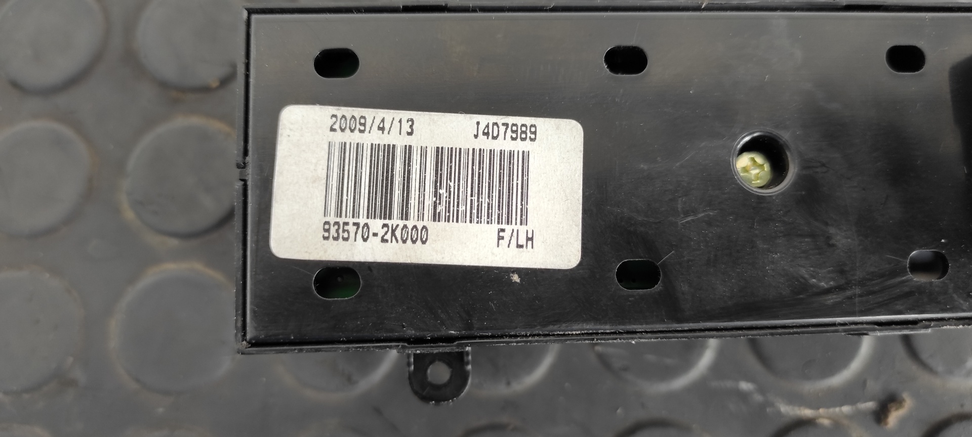 MANDO ELEVALUNAS DELANTERO IZQUIERDO KIA SOUL - vista 5