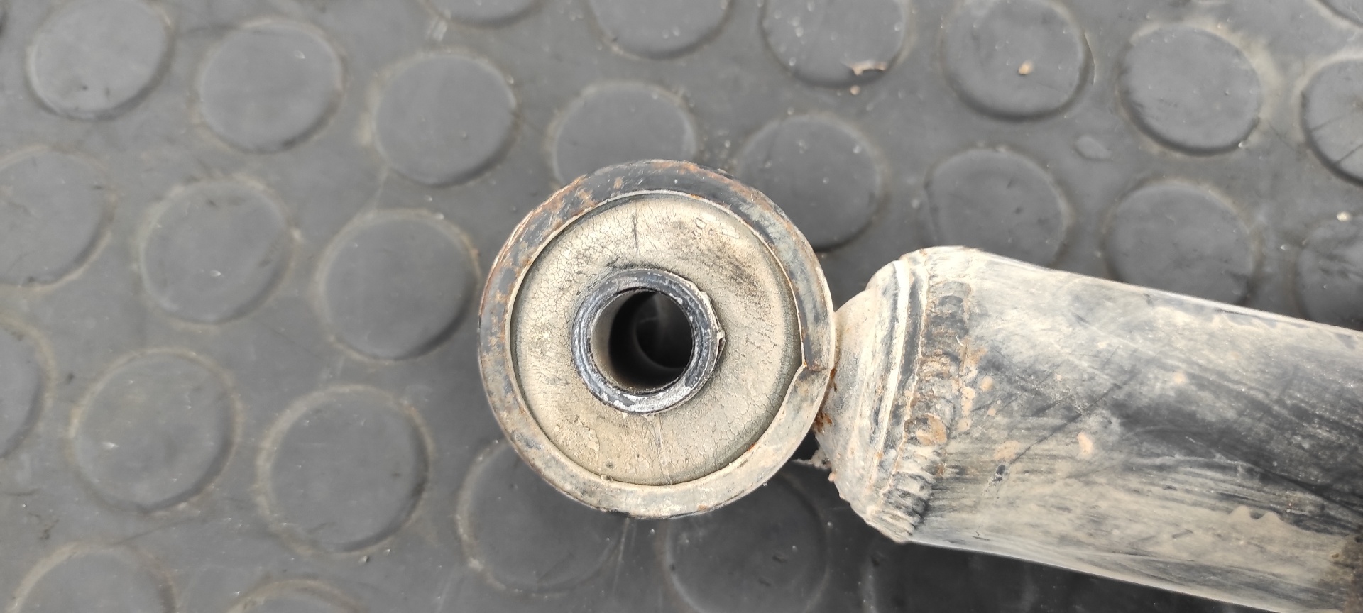 JUEGO AMORTIGUADORES TRASEROS SUZUKI GRAND VITARA 3 PUERTAS SQ (GT) - vista 3