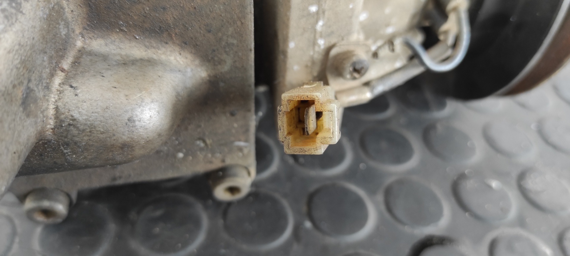 COMPRESOR AIRE ACONDICIONADO FORD RANGER (ER) - vista 5