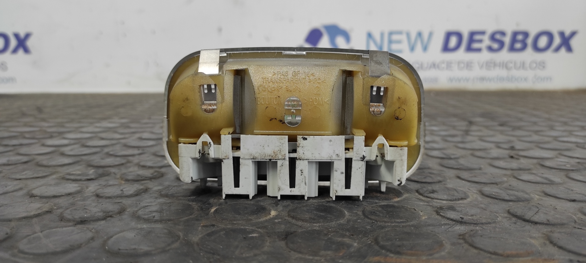 LUZ INTERIOR PEUGEOT 307 BREAK / SW (S1) - vista 4