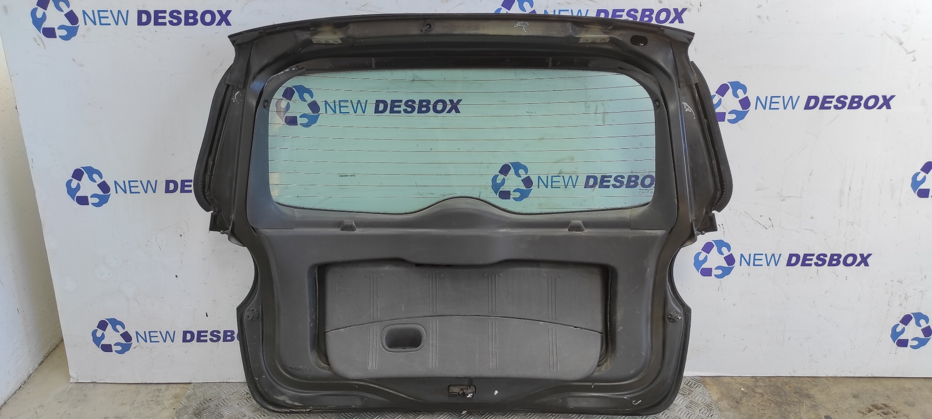 PORTON TRASERO RENAULT MODUS - vista 7