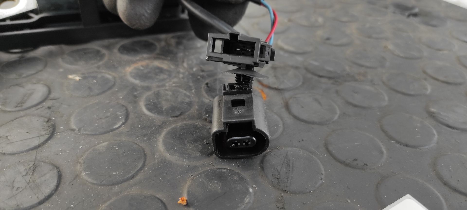 MANETA EXTERIOR PORTON VOLKSWAGEN PASSAT BERLINA (3B3) - vista 4