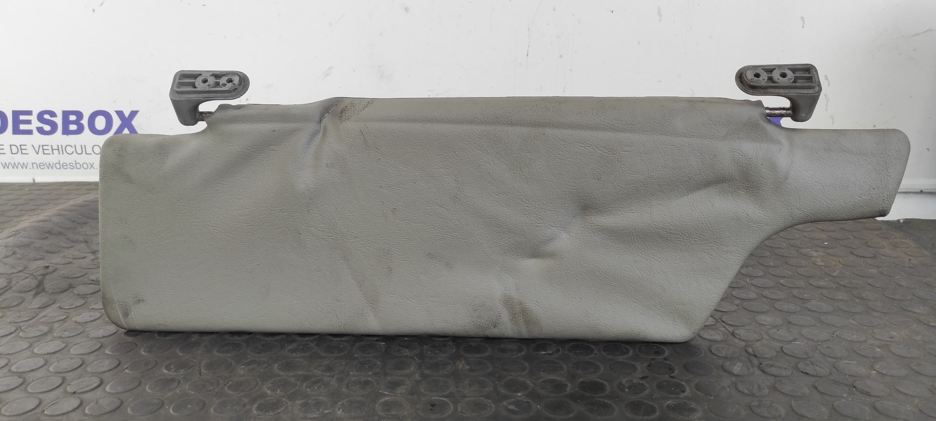 PARASOL DERECHO VOLKSWAGEN LT CAJA ABIERTA (MOD. 1997) - vista 2