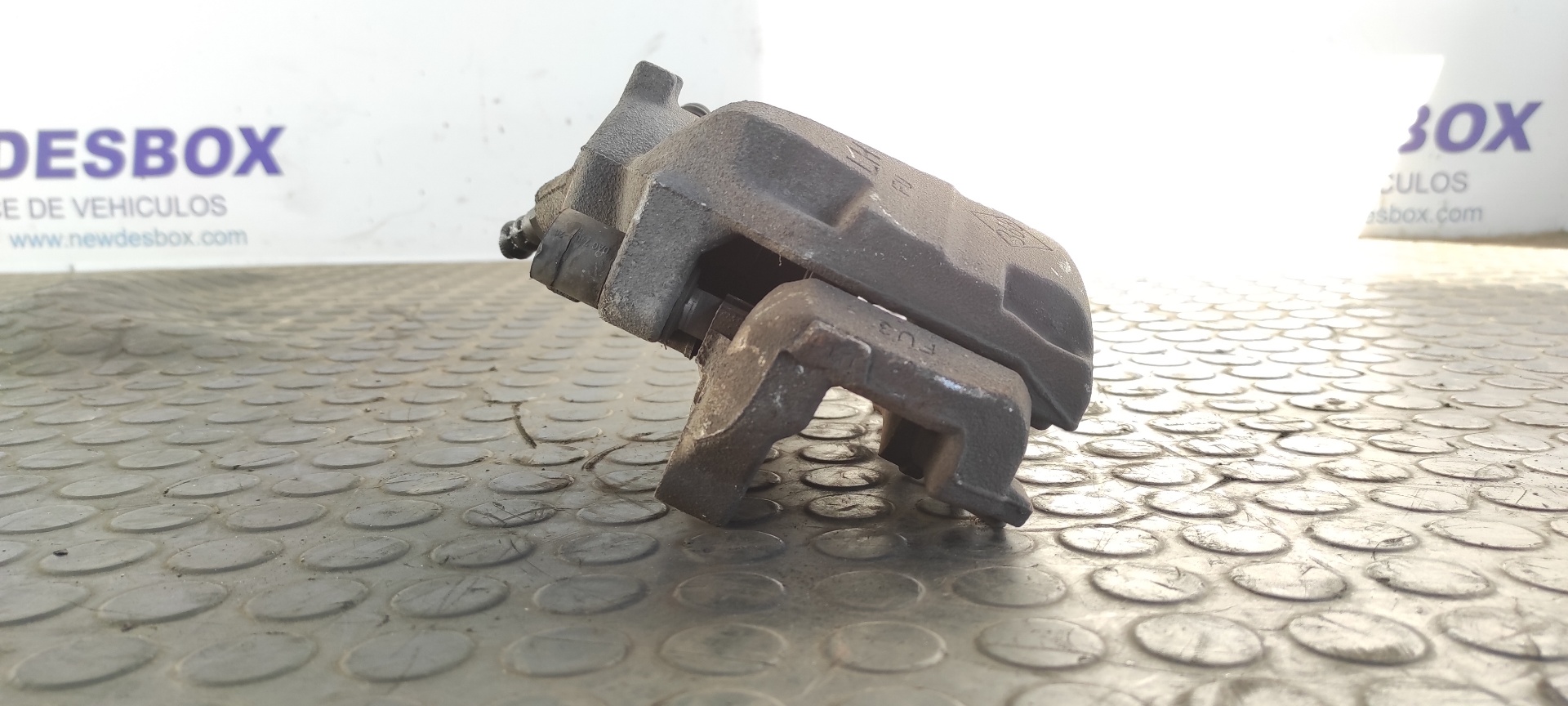 PINZA DE FRENO DELANTERA IZQUIERDA RENAULT MEGANE III BERLINA 5 P - vista 3