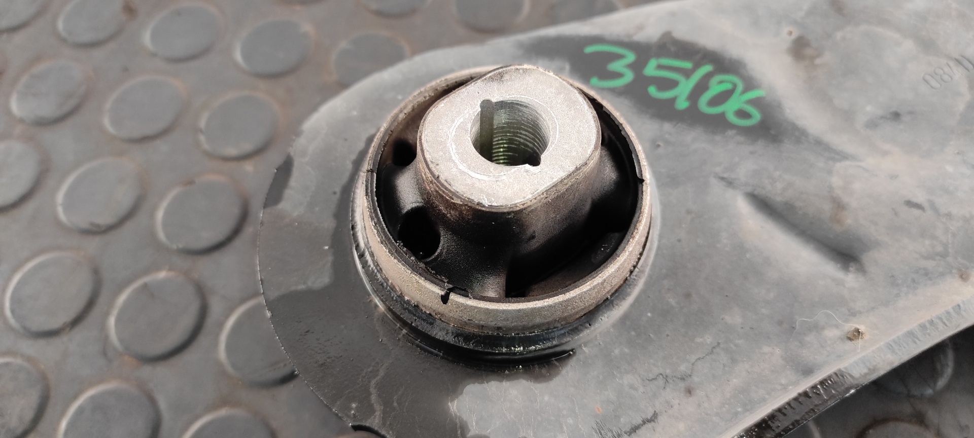 BRAZO DERECHO INFERIOR DELANTERO RENAULT MEGANE III BERLINA 5 P - vista 2