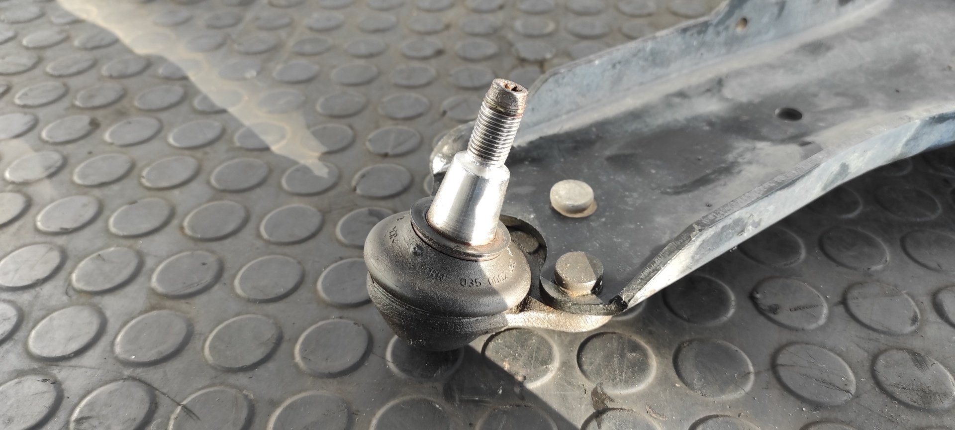 BRAZO IZQUIERDO INFERIOR DELANTERO RENAULT MEGANE III BERLINA 5 P - vista 4