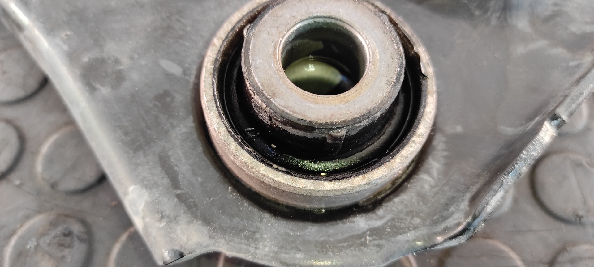 BRAZO IZQUIERDO INFERIOR DELANTERO RENAULT MEGANE III BERLINA 5 P - vista 2