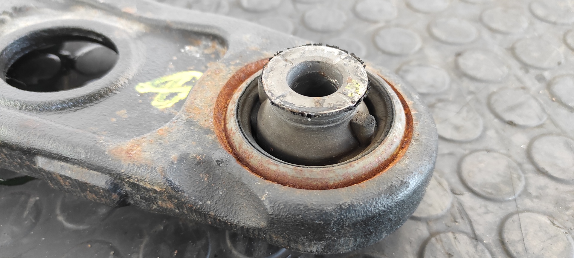 BRAZO DERECHO INFERIOR DELANTERO RENAULT TRAFIC COMBI (AB 4.01) - vista 5