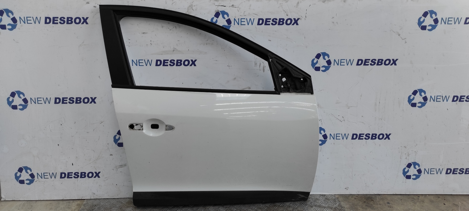 PUERTA DELANTERA DERECHA RENAULT MEGANE III BERLINA 5 P