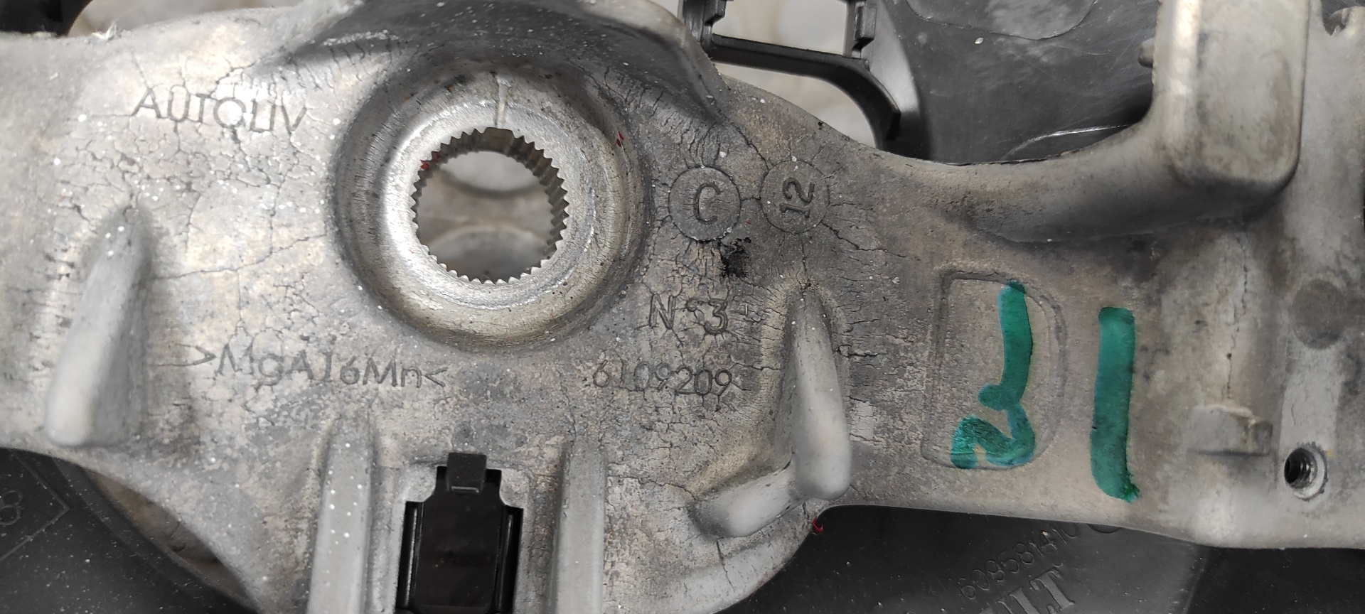 VOLANTE RENAULT MEGANE III BERLINA 5 P - vista 12