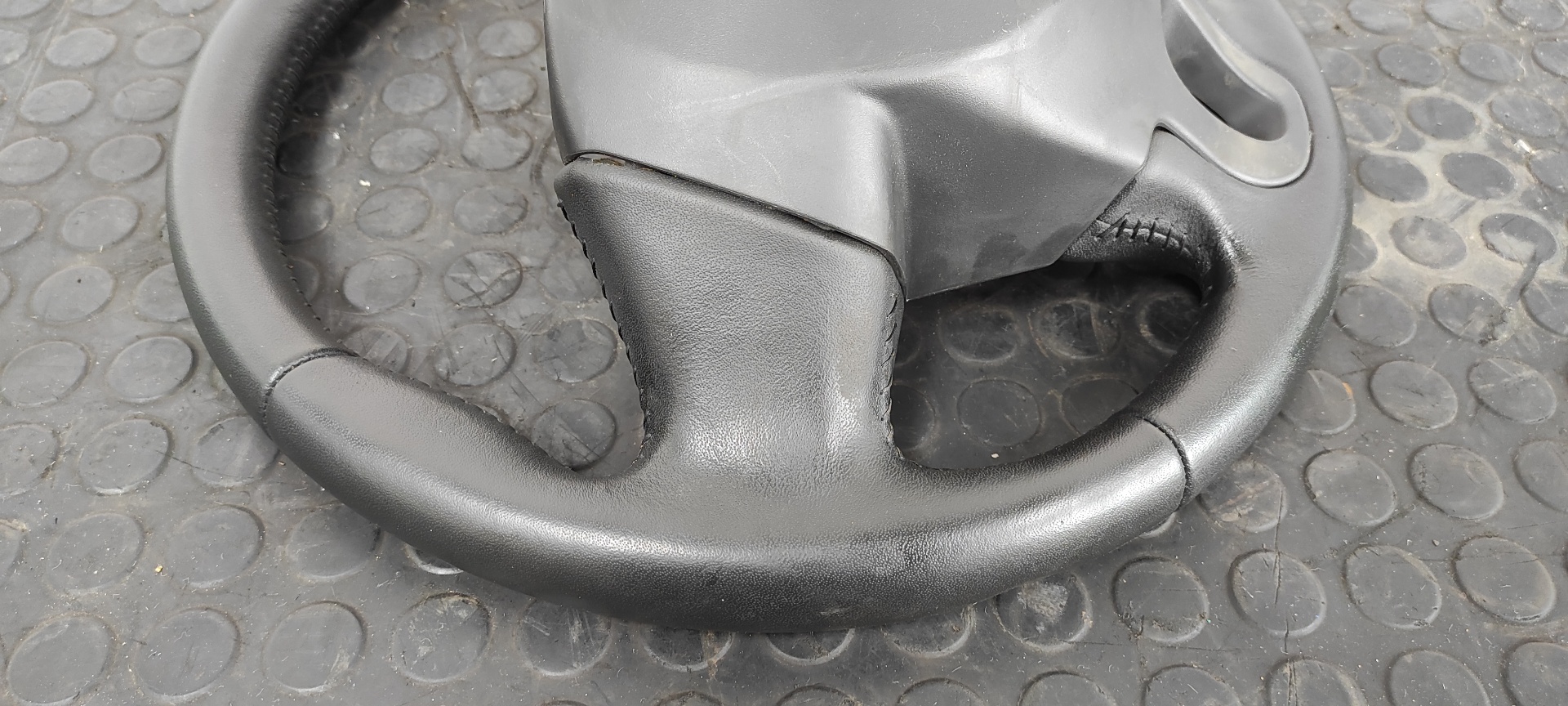 VOLANTE RENAULT MEGANE III BERLINA 5 P - vista 14