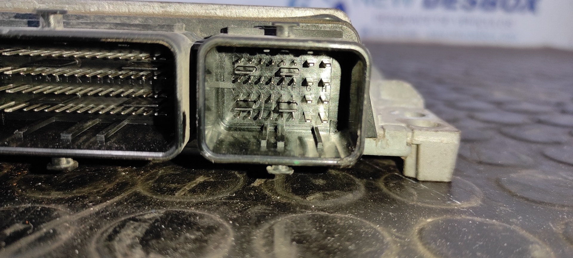 CENTRALITA MOTOR UCE RENAULT MEGANE III BERLINA 5 P - vista 5