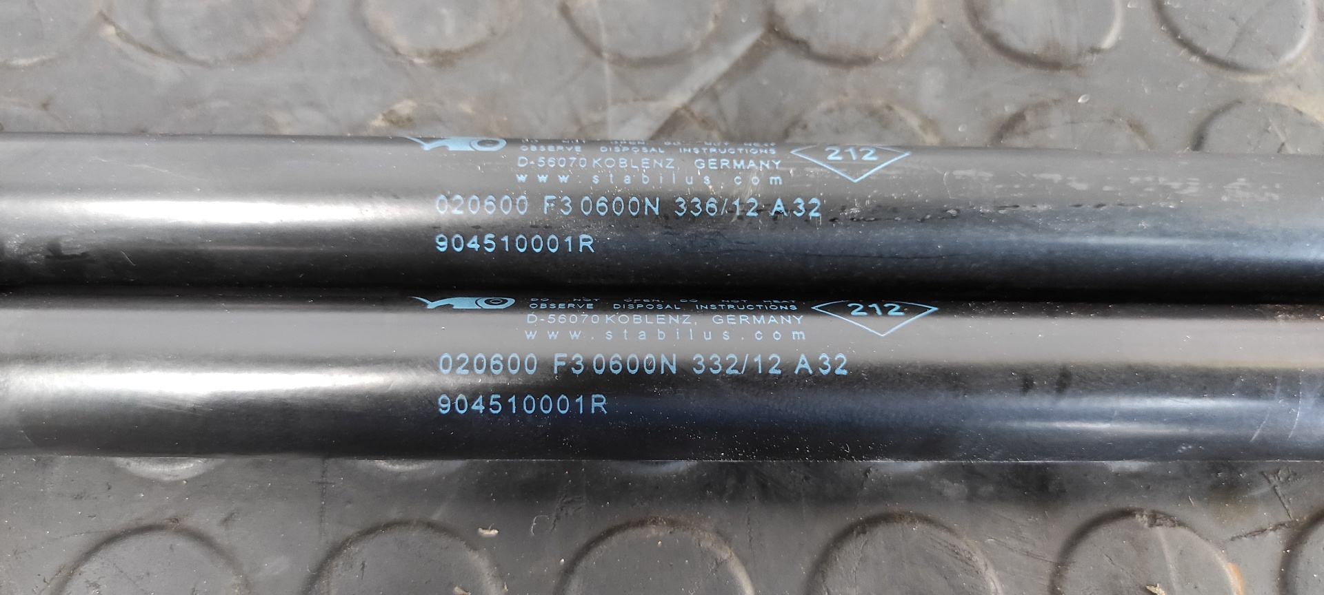 AMORTIGUADORES MALETERO / PORTON RENAULT MEGANE III BERLINA 5 P - vista 2