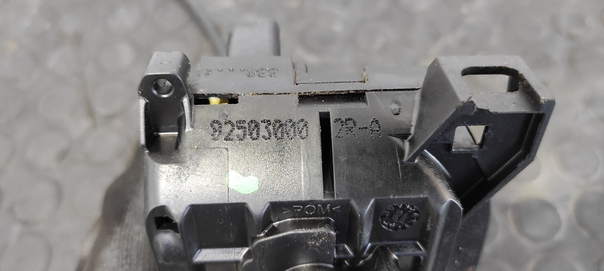 CERRADURA PUERTA TRASERA IZQUIERDA RENAULT MEGANE III BERLINA 5 P - vista 4