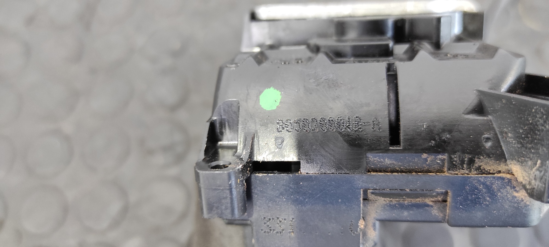 CERRADURA PUERTA DELANTERA DERECHA RENAULT MEGANE III BERLINA 5 P - vista 3