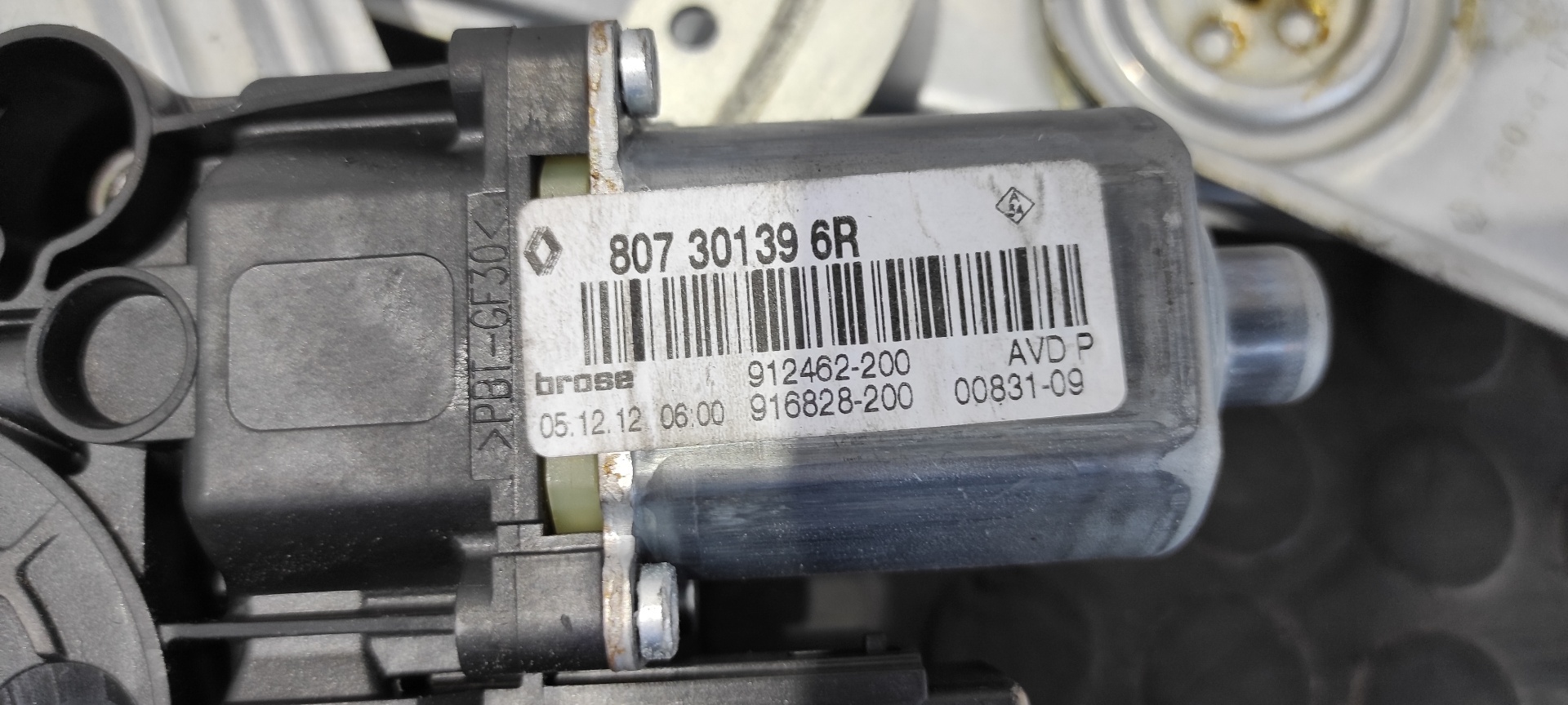 ELEVALUNAS DELANTERO DERECHO RENAULT MEGANE III BERLINA 5 P - vista 8