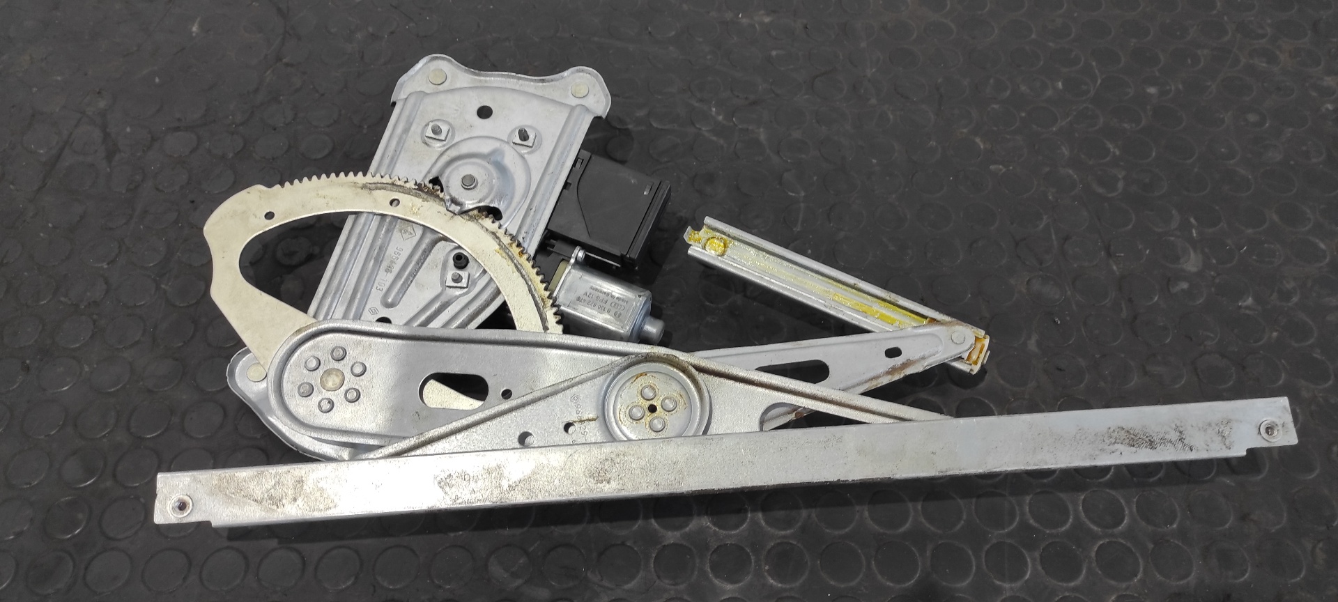 ELEVALUNAS DELANTERO DERECHO RENAULT MEGANE III BERLINA 5 P - vista 7