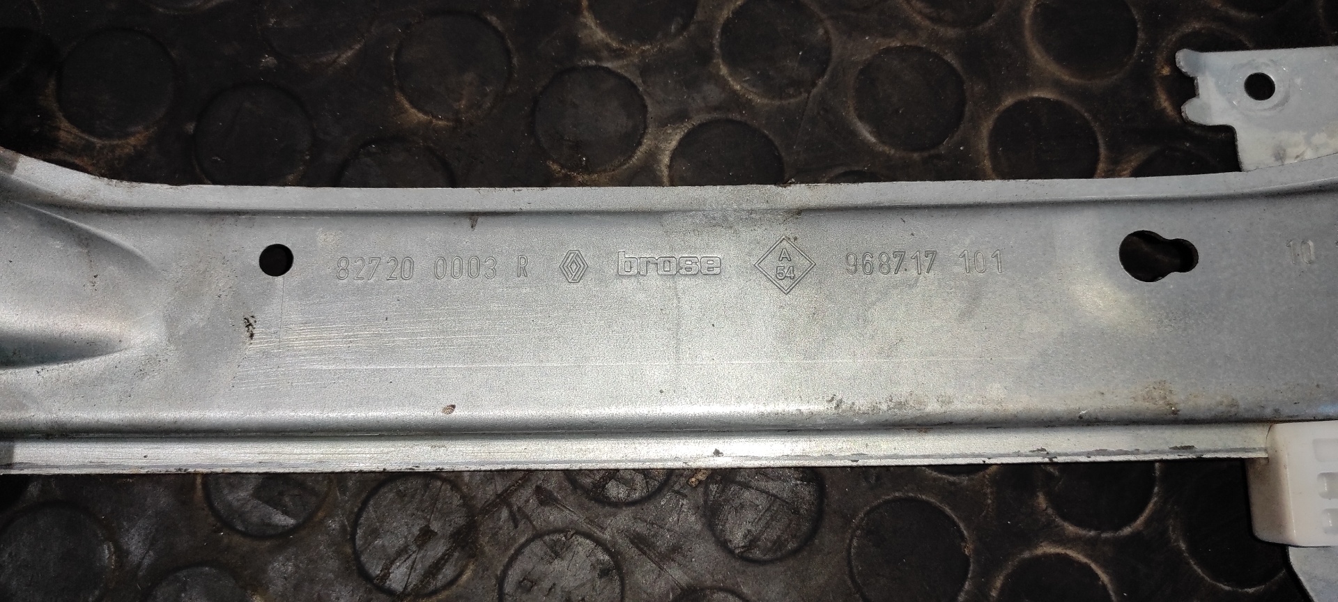 ELEVALUNAS TRASERO DERECHO RENAULT MEGANE III BERLINA 5 P - vista 5