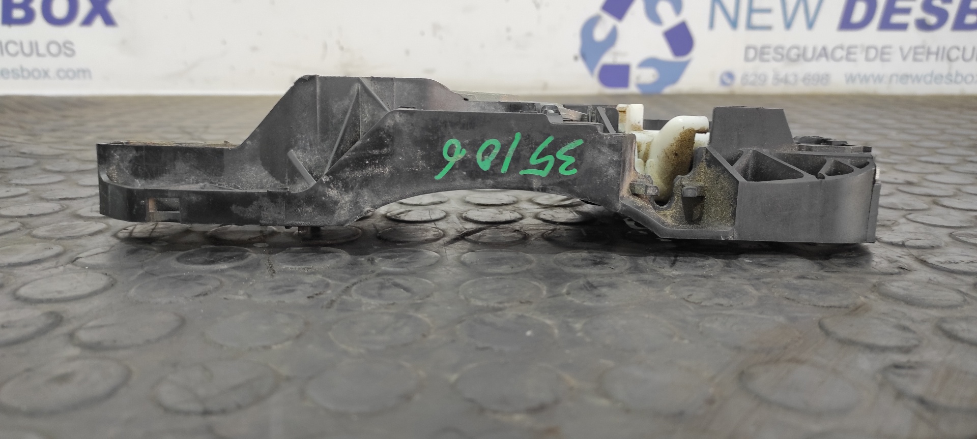 MANETA  TRASERA IZQUIERDA RENAULT MEGANE III BERLINA 5 P - vista 4