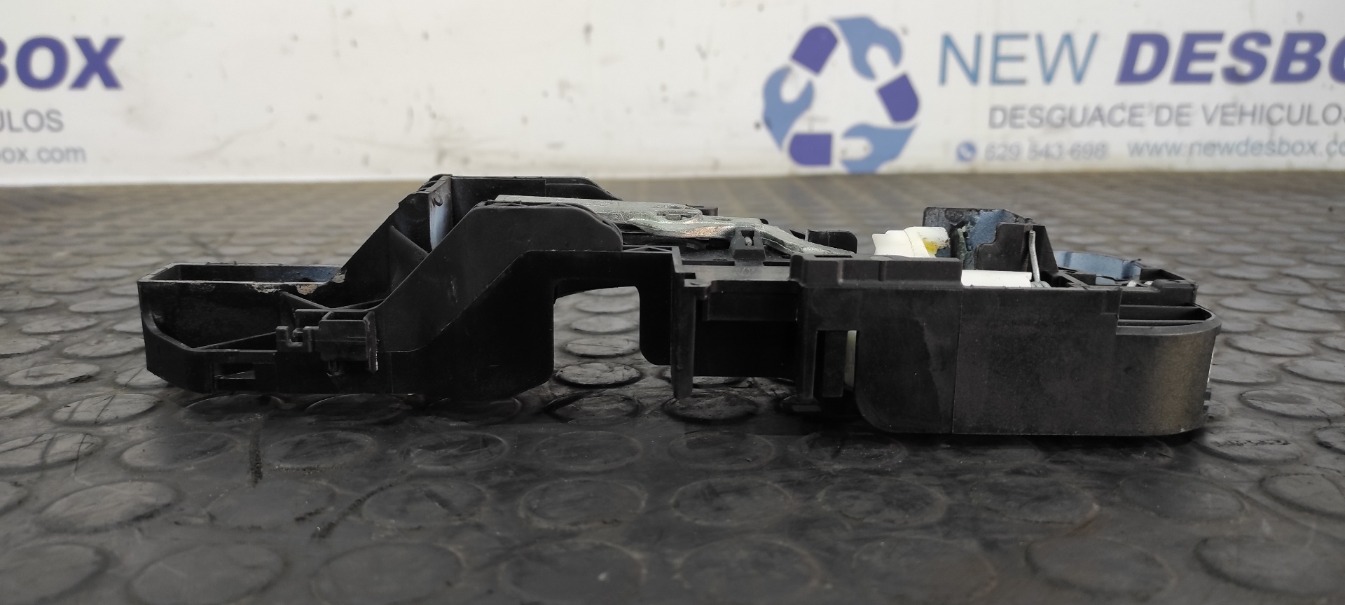 MANETA DELANTERA DERECHA RENAULT MEGANE III BERLINA 5 P - vista 6