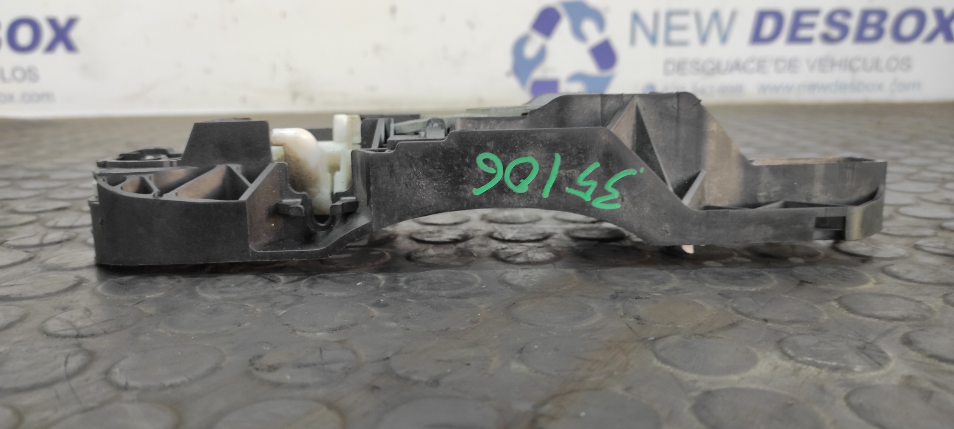 MANETA DELANTERA DERECHA RENAULT MEGANE III BERLINA 5 P - vista 4