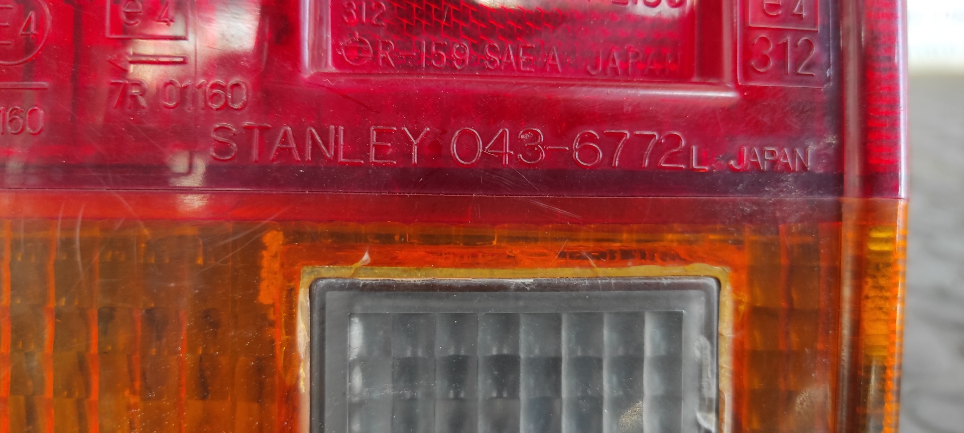 PILOTO TRASERO IZQUIERDO MITSUBISHI MONTERO (L040) - vista 7