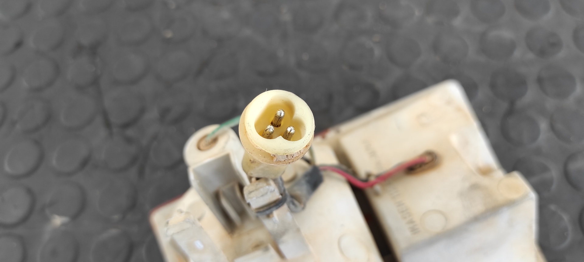 PILOTO DELANTERO DERECHO MITSUBISHI MONTERO (L040) - vista 9