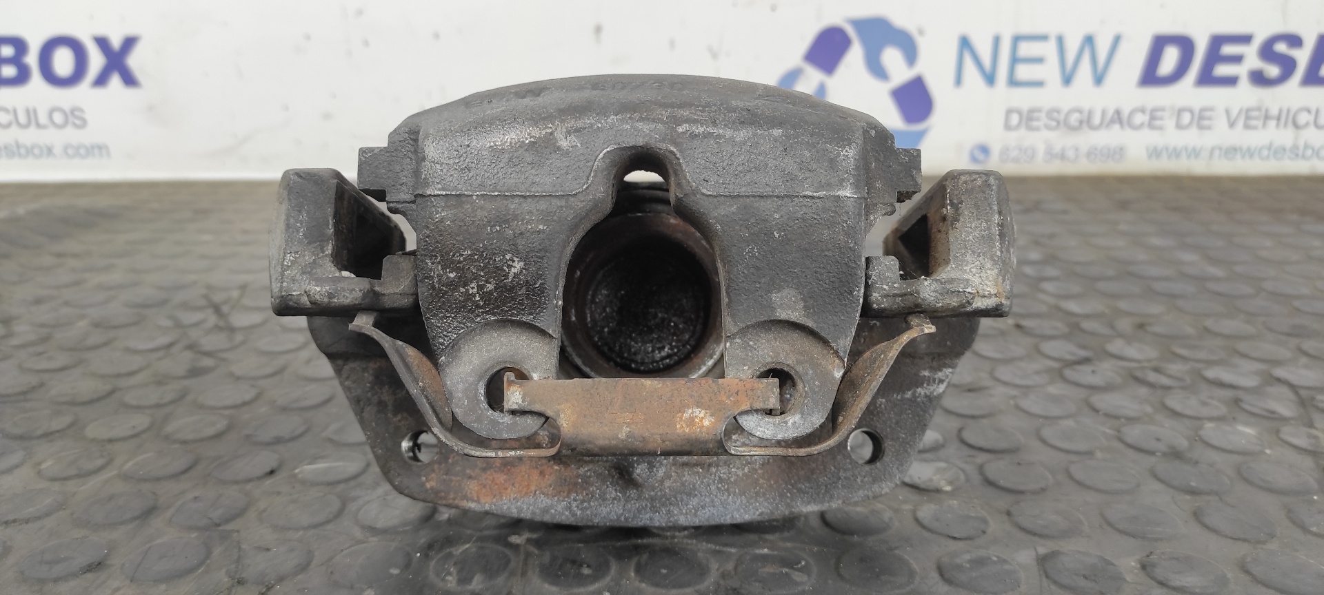 PINZA DE FRENO DELANTERA IZQUIERDA BMW X5 (E53) - vista 3