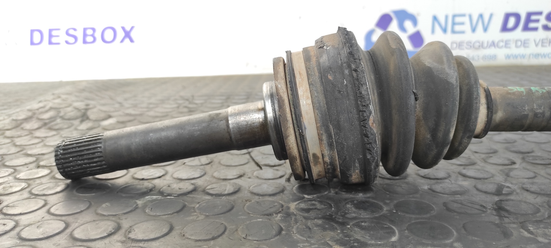 TRANSMISION DELANTERA IZQUIERDA MITSUBISHI MONTERO (L040) - vista 3