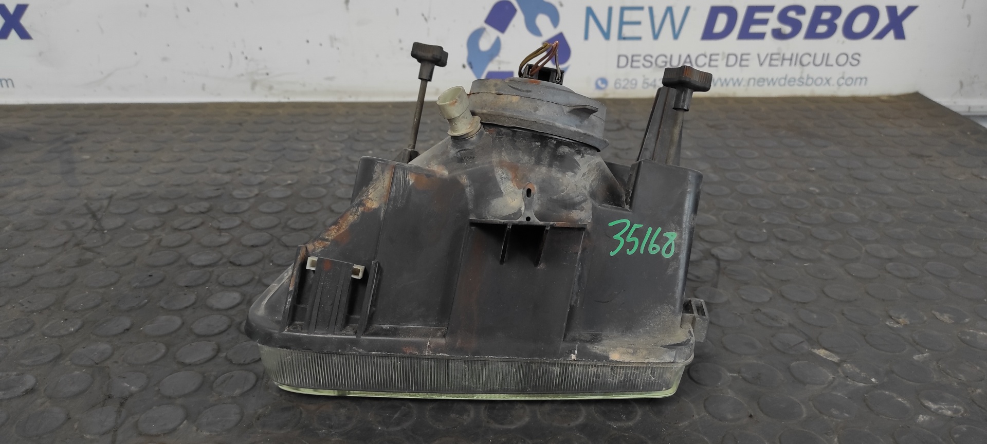 FARO DERECHO OPEL CORSA A - vista 4