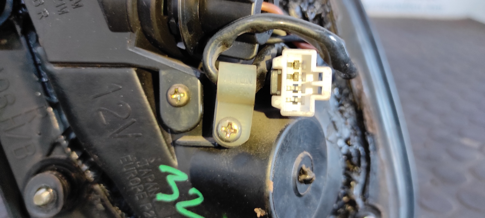 PILOTO PORTON DERECHO NISSAN ALMERA (N15) - vista 2