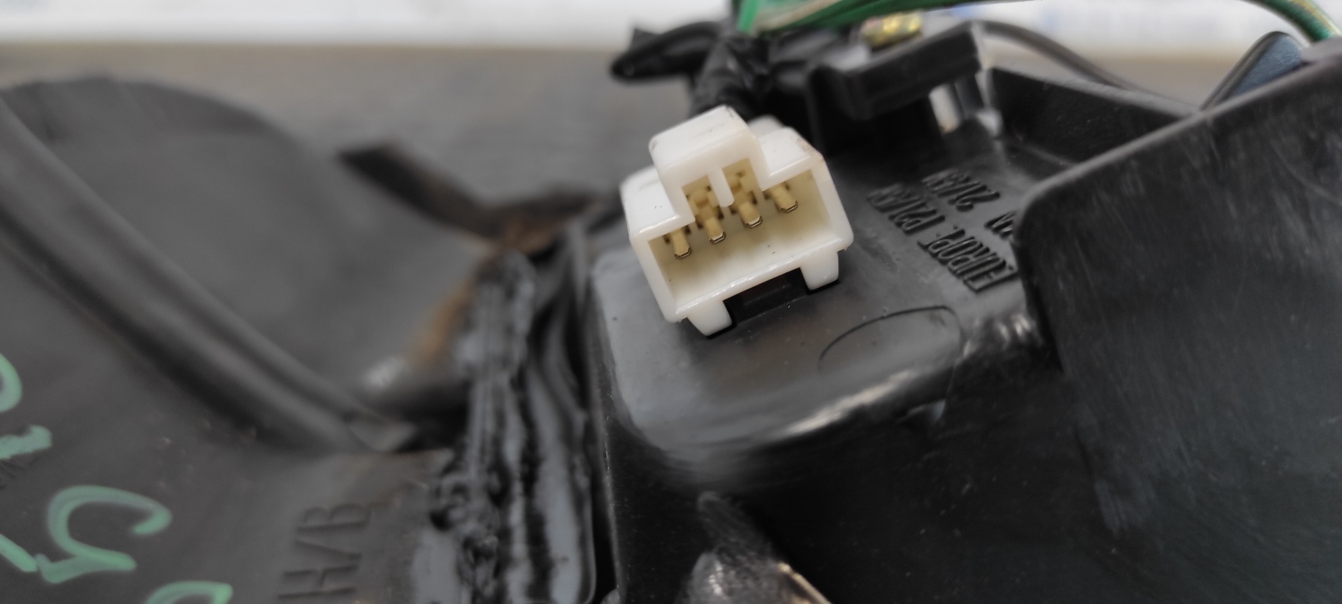 PILOTO TRASERO DERECHO NISSAN ALMERA (N15) - vista 3